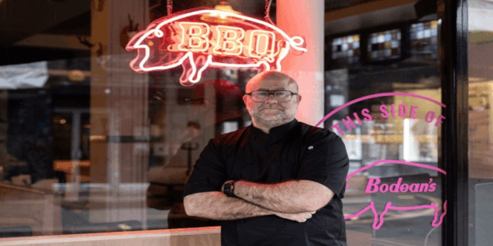 Bodean's partners with Richard H. Turner
