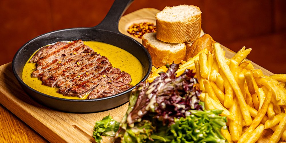 THE STEAK FRITES SAUCE RESURGENCE