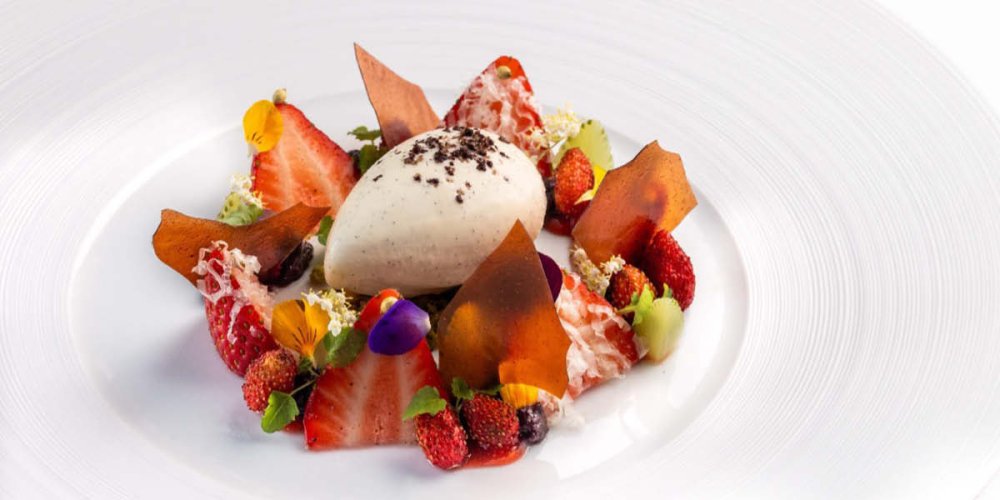 Blumenthal creates dessert to celebrate summer